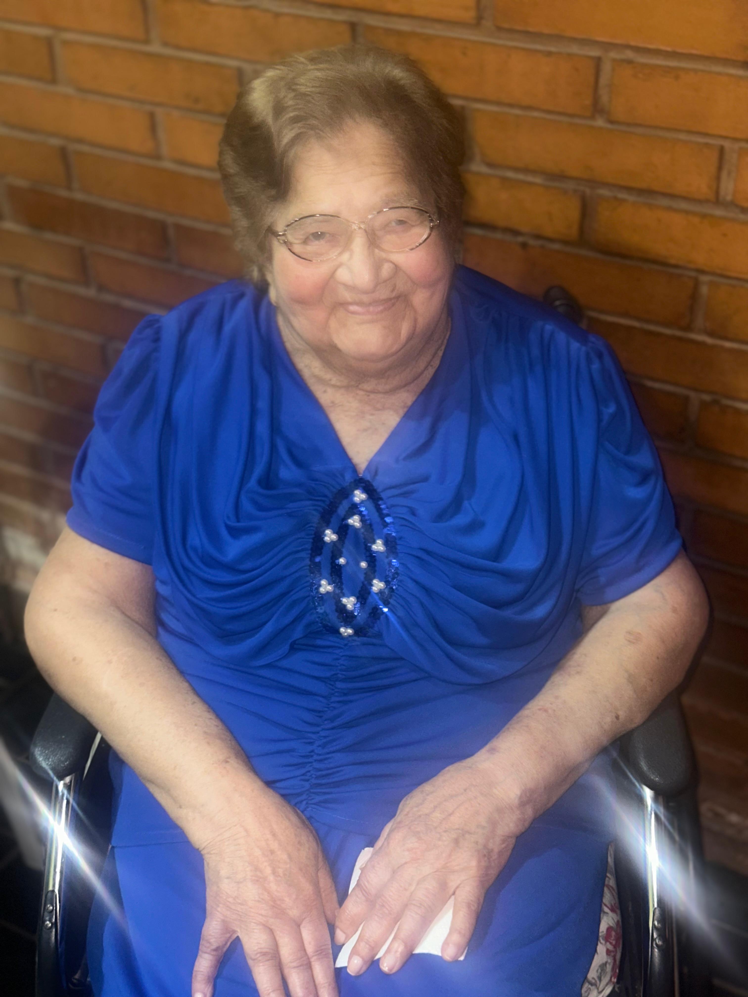 Rosa Isabel Barrios Vda De Irala